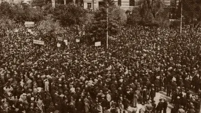 Погребан в Пирин, изпратен от София: денят, в който столицата спира за Тодор Александров