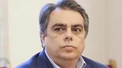 Асен Василев отвърна на Радев: ЕС надживя СССР, ще надживее и режима на Путин