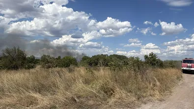 Пожарът край завод "Керамика" до Бургас е локализиран