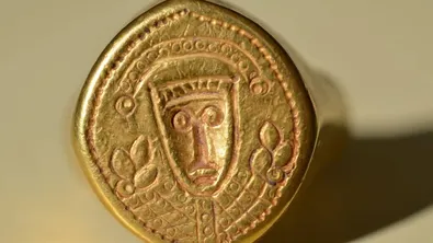 Археолози откриха златен пръстен-печат в Златоград