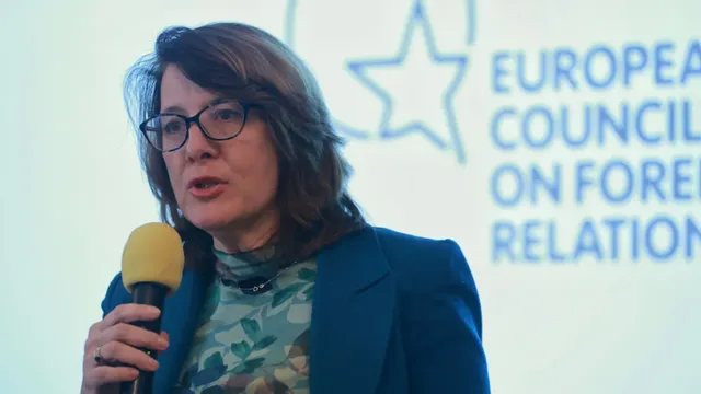 Весела Чернева: Понятието на премиера за "колективния Запад" ни връща с десетилетия назад