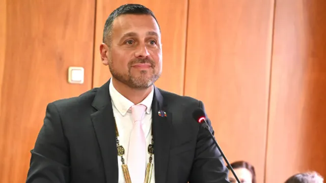 Кметът на Елин Пелин Ивайло Симеонов се кандидатира за президент с подкрепата на ГЕРБ