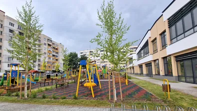Родители се чудят - срещата в детската градина и в училището са в един и същи ден и час