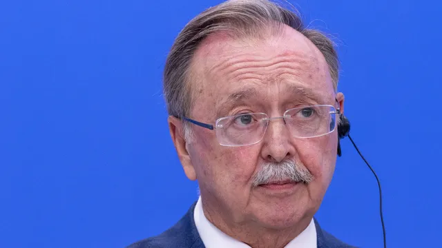 Сеута поиска постоянна помощ от ЕС за охрана на границата след масовия мигрантски наплив от Мароко