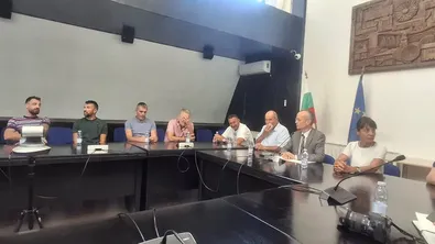 Пирин дължи около 300 000 евро, ветерани са готови да поемат клуба