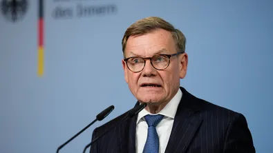 Германският външен министър предупреди за икономически рискове при управление на АзГ