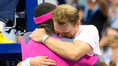Тиафо сътвори велик обрат и е на полуфинал на US Open