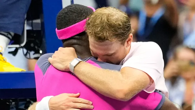 Тиафо сътвори велик обрат и е на полуфинал на US Open