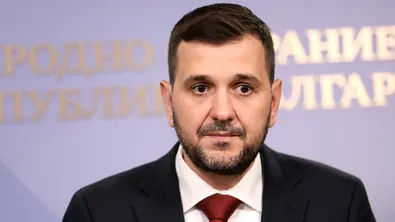 "Демократична България": 9 септември постави началото на най-мрачния период в новата история на България