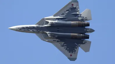 „Не е дрон, не е ракета": Русия показа нови хибридни оръжия за Су-57