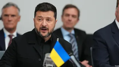 Дрон едва не удари самолета на Зеленски на път за Норвегия