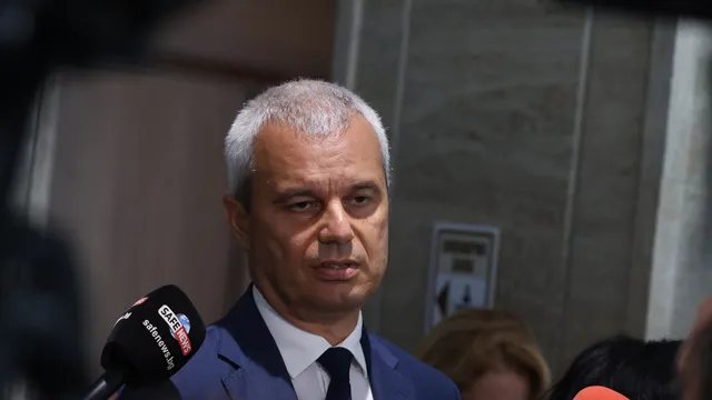 Костадинов: Не разбирам защо някои хора се срамуват от идеологическата си принадлеждност