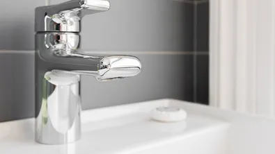 Почти месец без топла вода в части от столичния квартал „Младост“