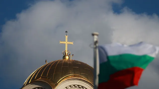 Кръстовден е! Празникът на духовната сила, чутите молитви и Светия кръст