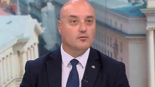 Славов: Гюров и Кандев трябва да търсят подкрепа от всички българи