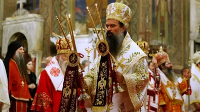 1700 години от намирането на Честния Кръст: Патриарх Даниил отслужи литургия в "Св. Александър Невски"