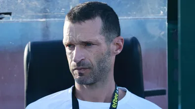 Симао Фрейташ избухна след загубата от Лудогорец: Играхме срещу два отбора