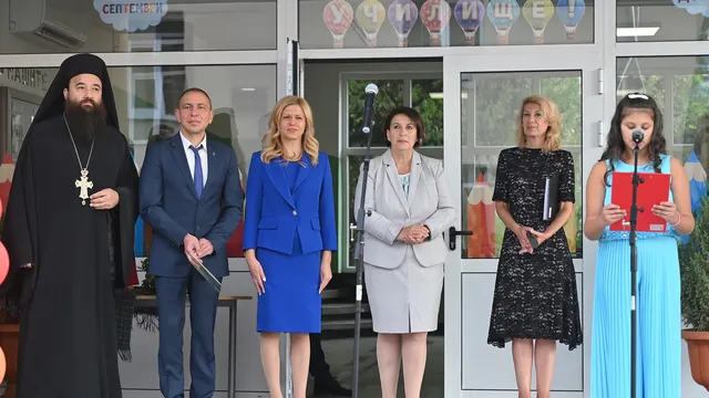 Михаела Доцова откри учебната година във Второ основно училище „Христо Смирненски“ в Берковица