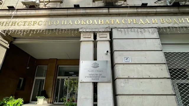 Министерства разместват десетки служители, екоминистерството закрива 8 инспекции
