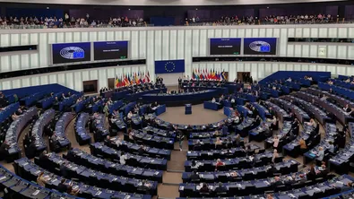 Европейският парламент критикува Сърбия за погребението на Ратко Младич