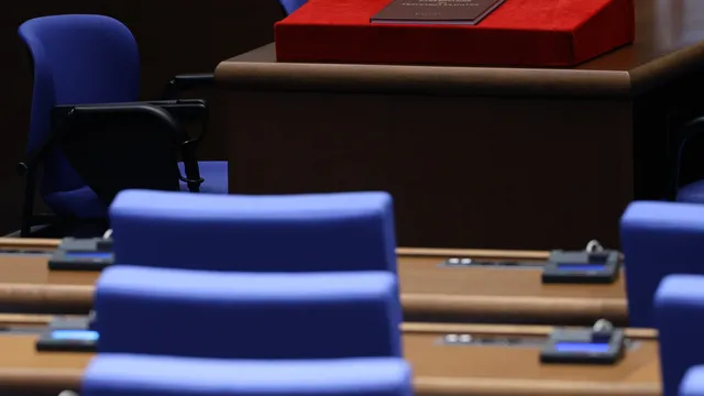 Промени в закона за ВЕИ влизат за първо четене в парламента