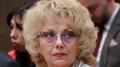 Велева до прокуратурата: Има ли съучастие на Терзиев, Денков и Сандов в дейността на "Петрохан"
