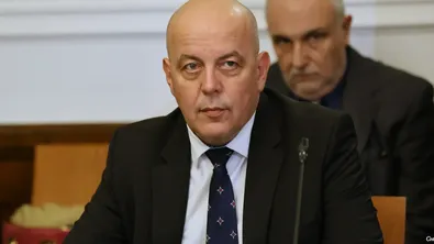 Шефът на ДАР: Преразпределението в агенцията не е от средства за незаети щатни бройки