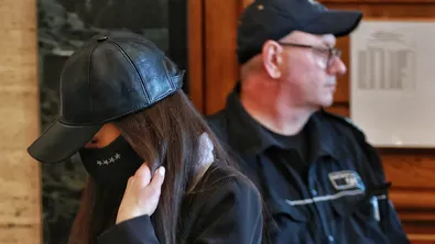 Бившата полицайка Симона Радева поиска възобновяване на делото срещу нея