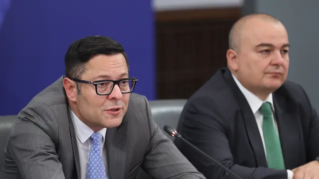 Министерството на икономиката отговори на опозицията за мерките срещу поскъпването на горивата