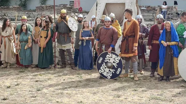 София се връща 1700 години назад: Гладиатори, римски легионери и антични битки в центъра на града