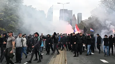 Сблъсъци по време на протест срещу мигрантите в Хага