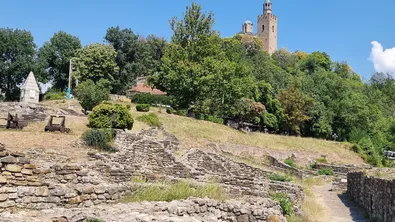 Символите на Независимостта на България в ордени и паметници
