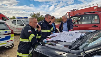 Има съмнения за умишлен палеж при пожара край вилна зона „Отдих“ край Хисаря