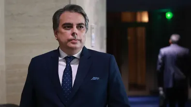 Василев: Има пропуски в предложенията на правителството за ограничаването на рекламата на хазарт