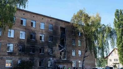 Руски дрон удари училище в Киев