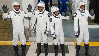 Нова експедиция в орбита: SpaceX изстреля учени от САЩ, Русия и Канада