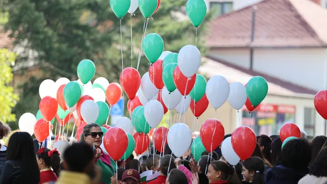 Без училище на 5 октомври в Банско, общината също няма да работи