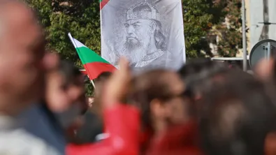 На площад „Княз Александър I” започна тържествена държавна церемония „България посреща цар Самуил“