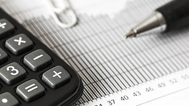 ИПИ: Двойно по-високите данъчни оценки няма да решат проблема с приходите на общините