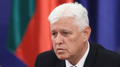 Димитър Стоянов: Два хеликоптера и самолет Су-25 се включват в операцията в Черно море