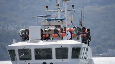 Ройтерс: България спря издирването на моряците от потопения кораб в Черно море