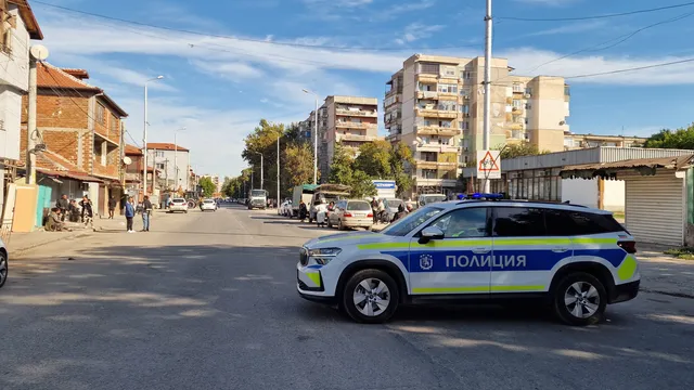 Акция срещу незаконно строителство в кв. "Столипиново" - Пловдив