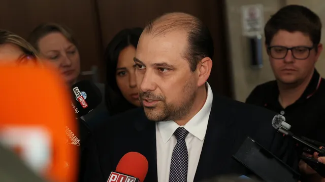 Лачовски: Имало ли е договор за поставяне на т.нар. "временни мантинели"