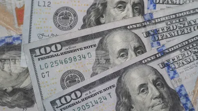 Българските компании използват долара повече от средното за Европа