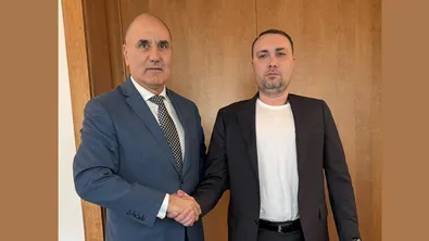 Необявено посещение: Дясната ръка на Зеленски прекара 20 часа в България