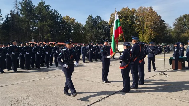 61 курсанти положиха военна клетва във ВВВУ "Георги Бенковски"