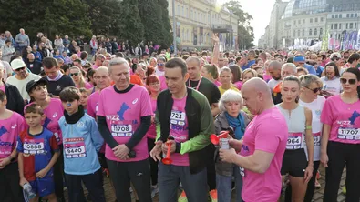 12 000 души превзеха София за маратона, Евтим Милошев стана най-бързият министър