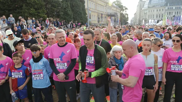 12 000 души превзеха София за маратона, Евтим Милошев стана най-бързият министър