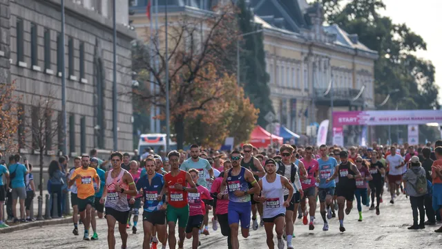 Двама българи спечелиха бягането на 10 км в центъра на София