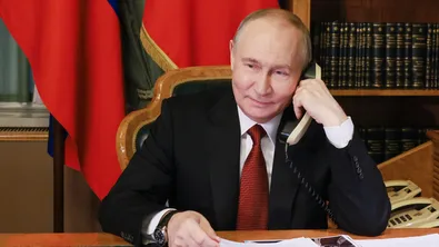 Кремъл: Путин и Тръмп проведоха „много съдържателен и приятелски“ разговор